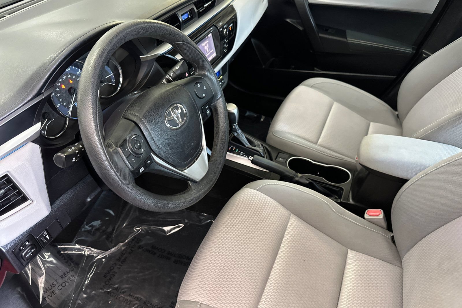 Used 2014 Toyota Corolla LE w/ Protection Package FWD image 11