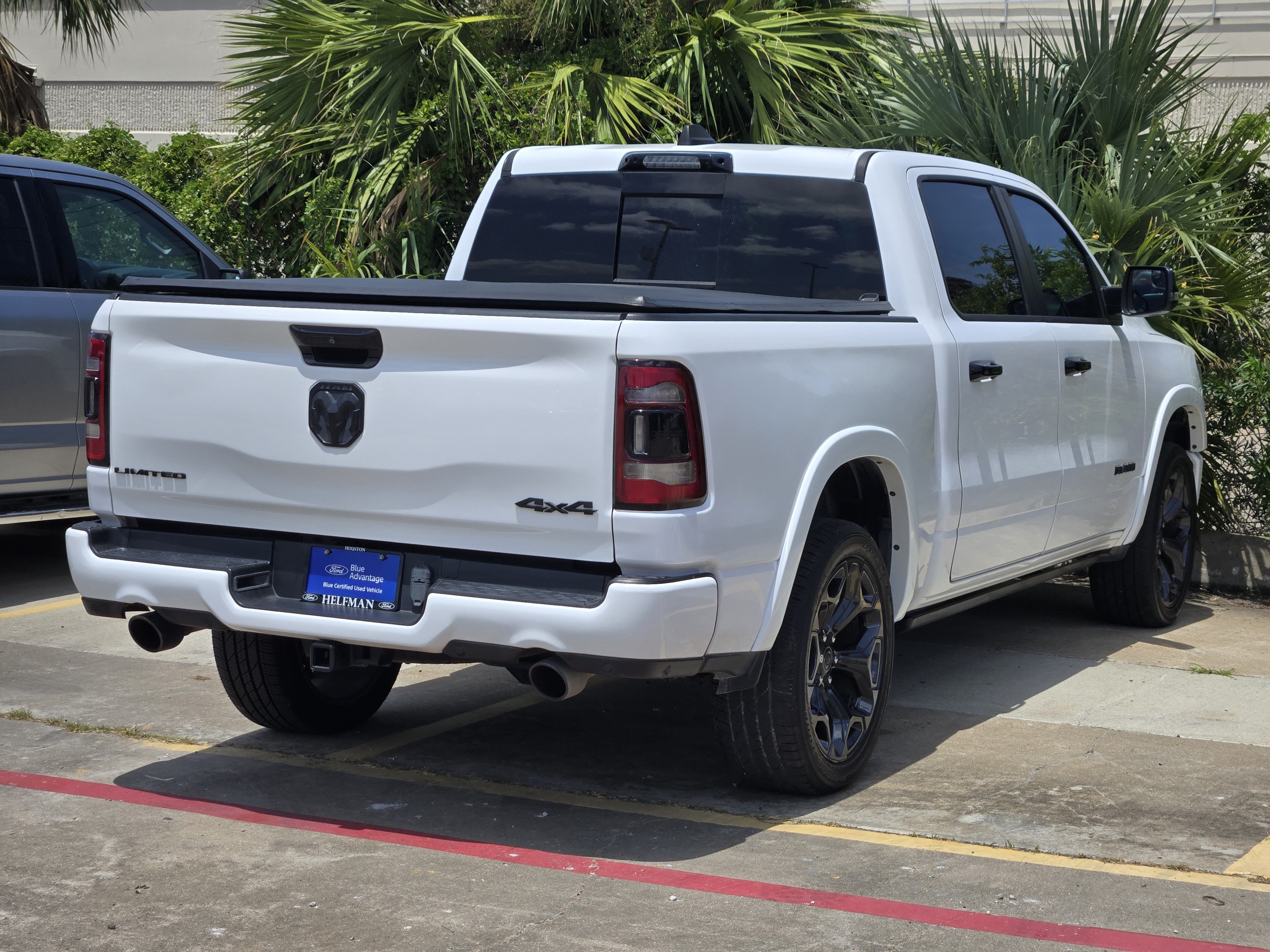 Used 2023 RAM 1500 Limited AWD/4WD image 4