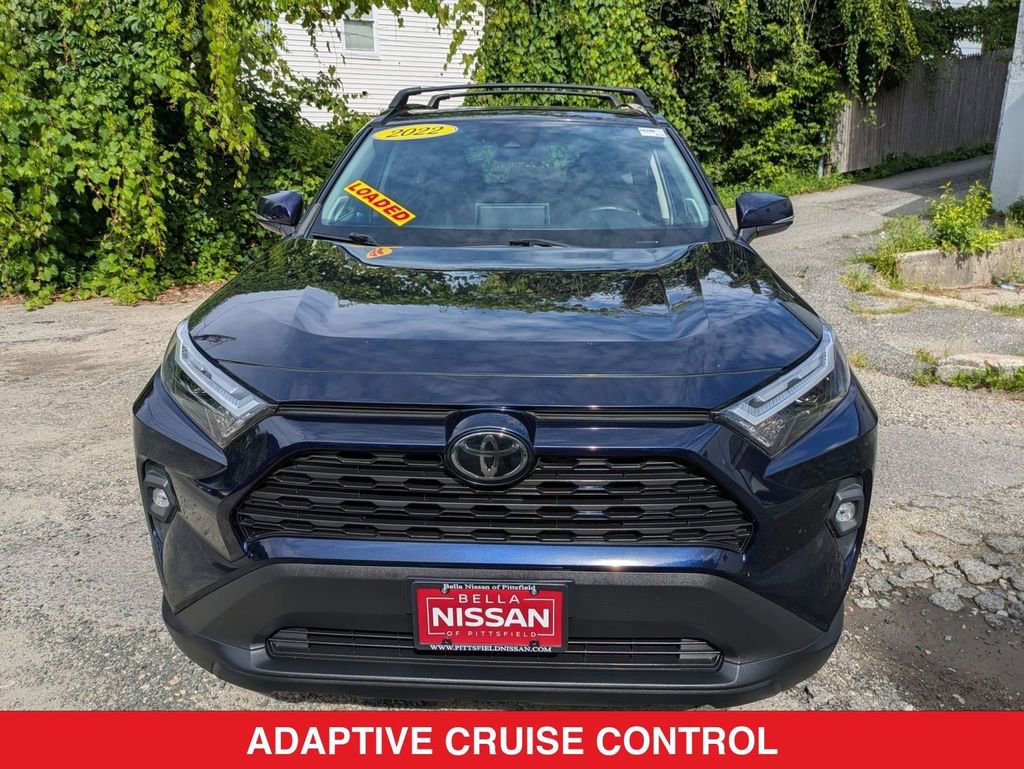 Used 2022 Toyota RAV4 XLE Premium image 12