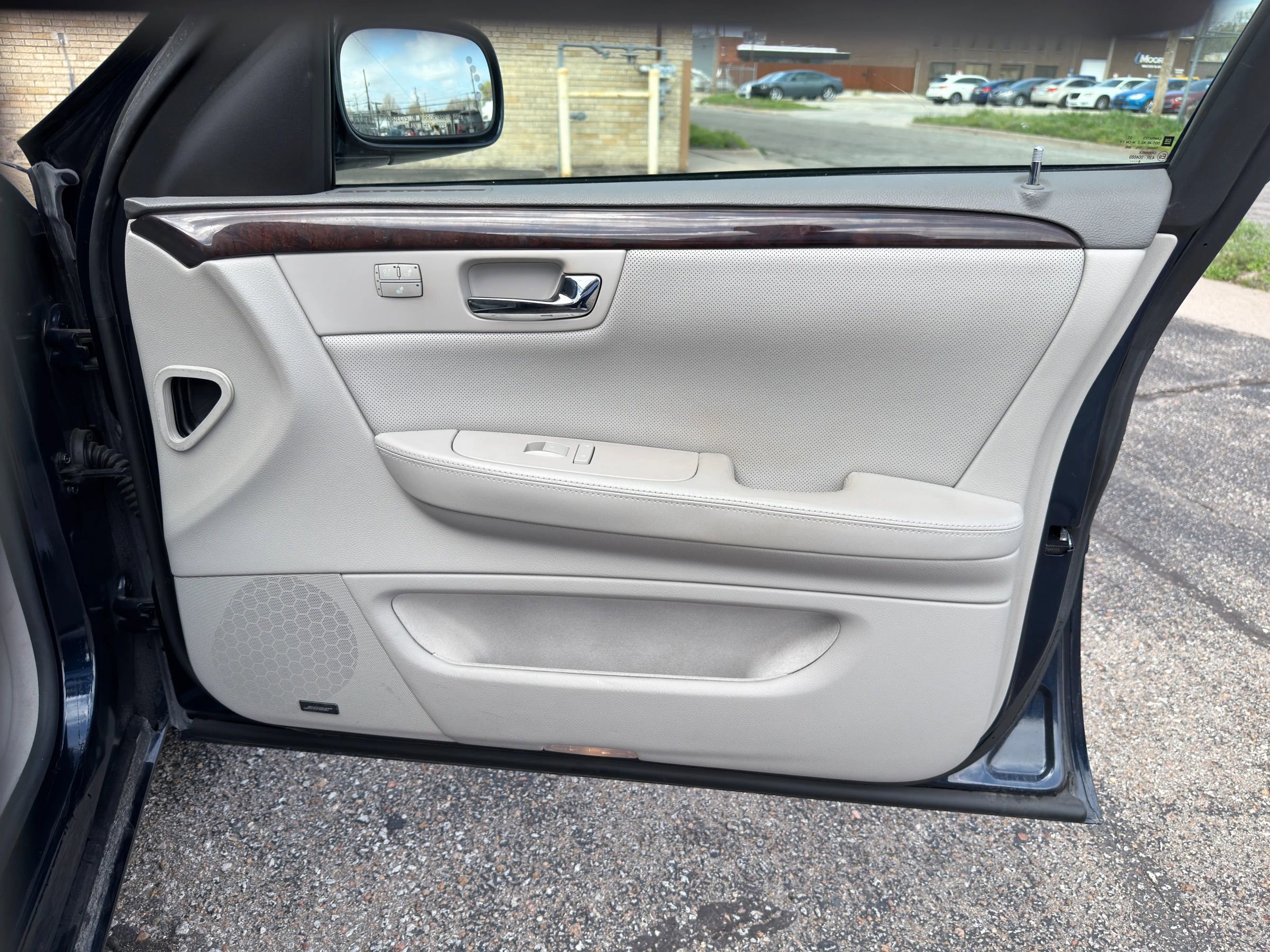 Used 2007 Cadillac DTS Performance image 35