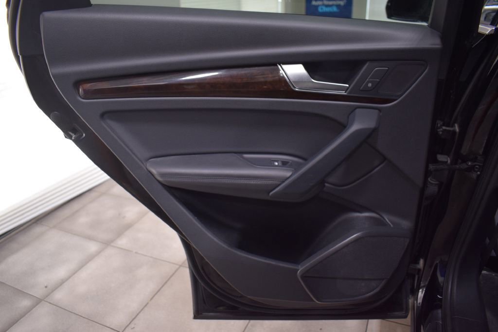 Used 2019 Audi Q5 2.0T Premium Plus image 12