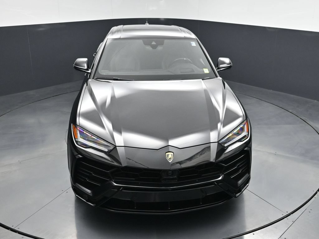 Used 2022 Lamborghini Urus AWD/4WD image 21