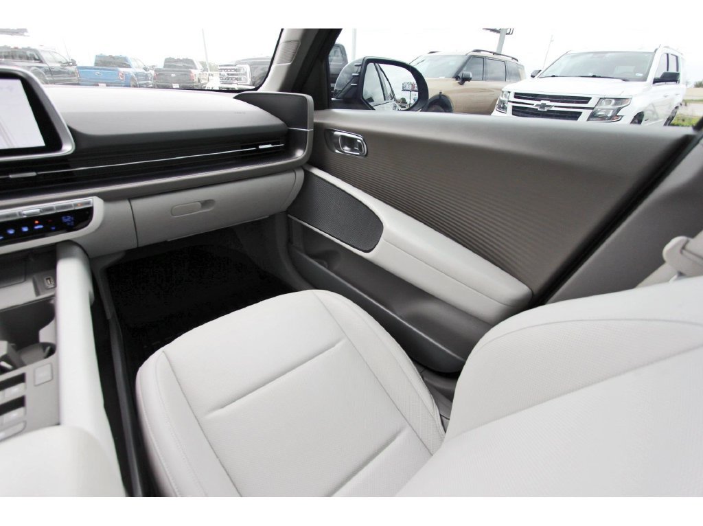 Used 2023 Hyundai Ioniq 6 SEL RWD image 11