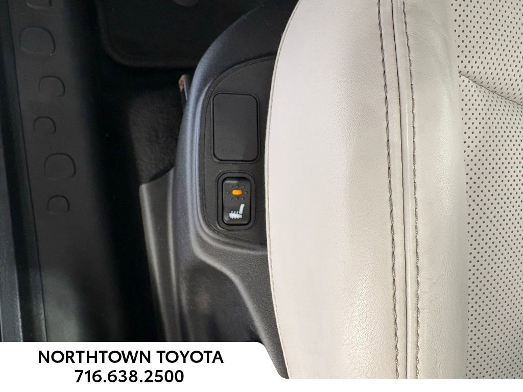 Used 2018 FIAT 500L Trekking w/ Urbana Appearance Package image 12