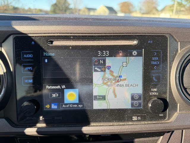 Used 2018 Toyota Tacoma TRD Off-Road image 17