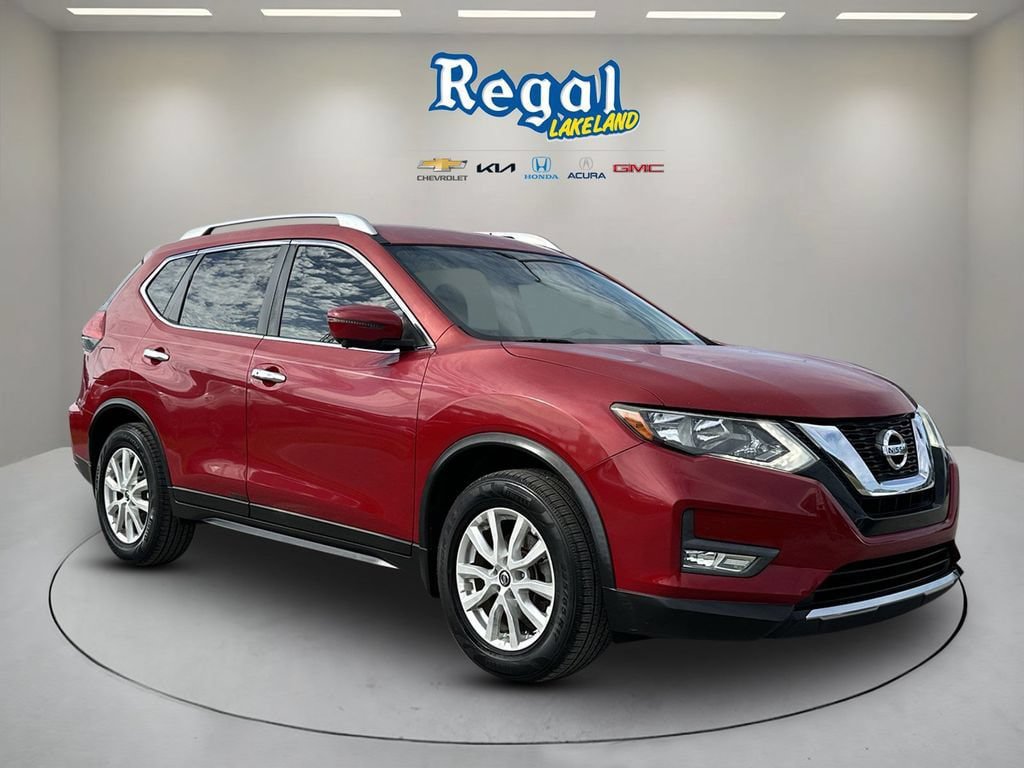 Used 2017 Nissan Rogue SV w/ SV Premium Package