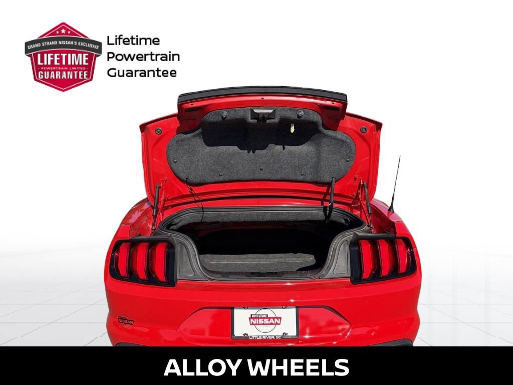 Used 2020 Ford Mustang Premium image 6