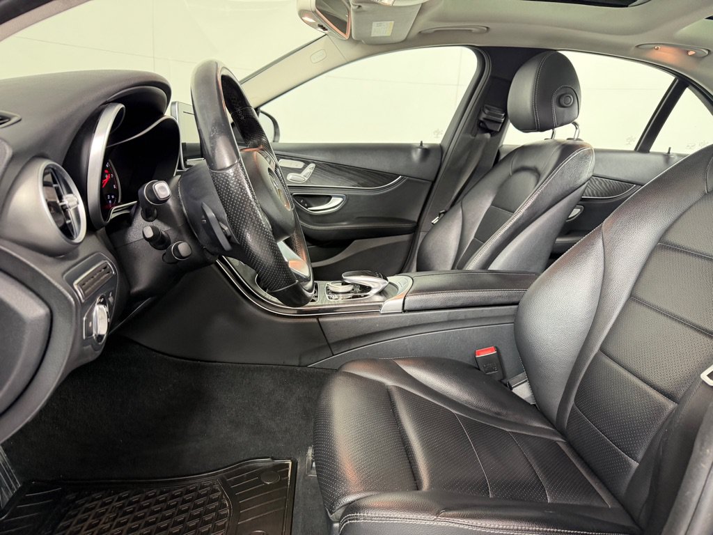 Used 2015 Mercedes-Benz C 300 4MATIC Sedan w/ Premium 1 Package image 10