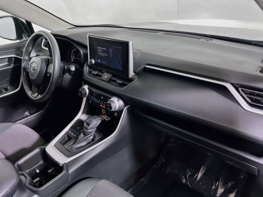 Certified 2025 Toyota RAV4 XLE AWD/4WD image 25