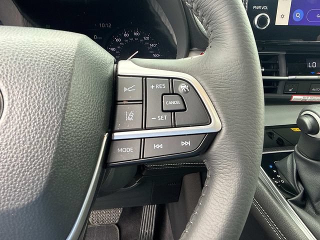 Used 2026 Toyota Sienna XLE AWD/4WD image 29