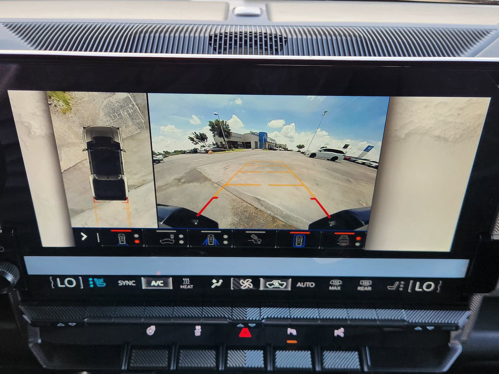 New 2025 GMC Hummer EV 2X image 20