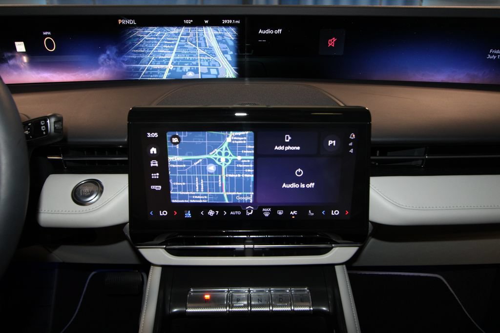 Used 2026 Lincoln Nautilus Reserve AWD/4WD image 18