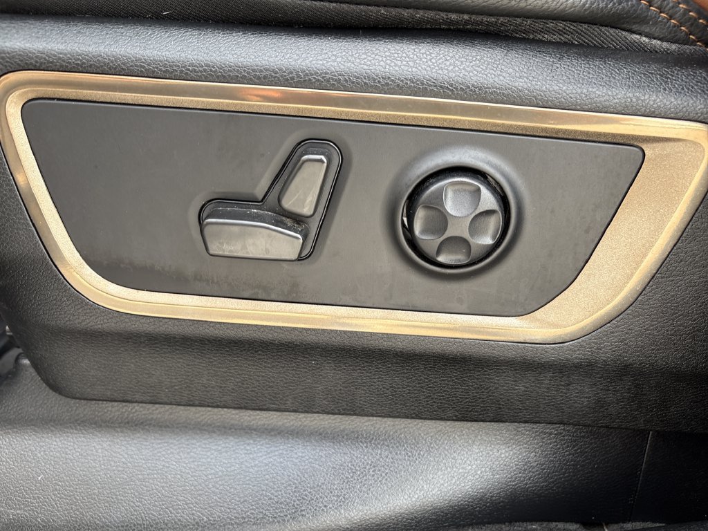 Used 2022 RAM 1500 Limited AWD/4WD image 12