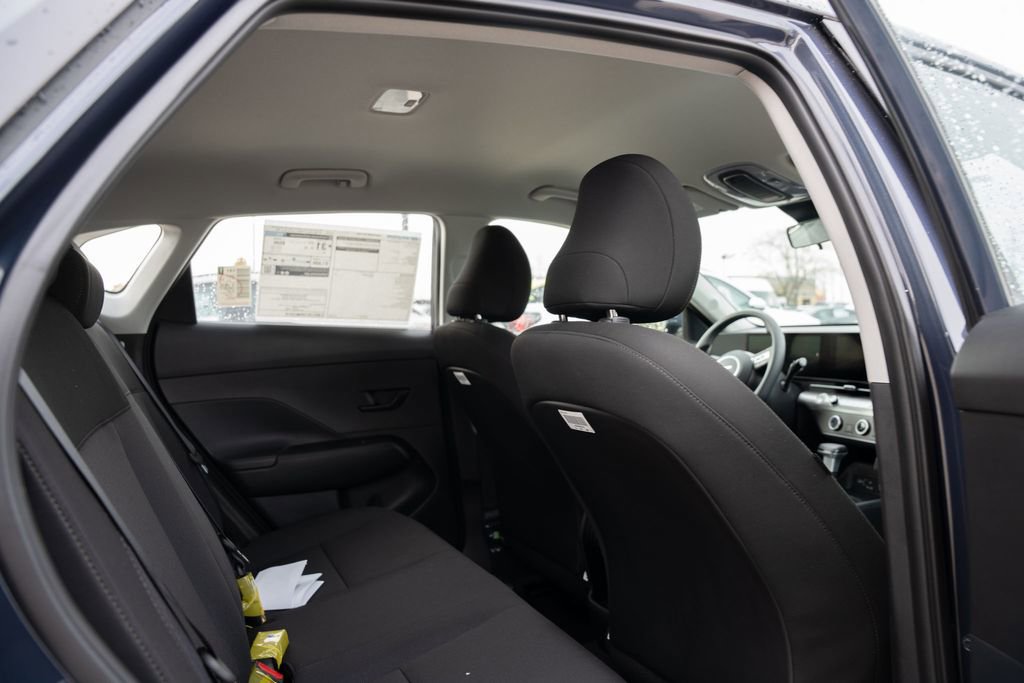 New 2026 Hyundai Kona SE image 13