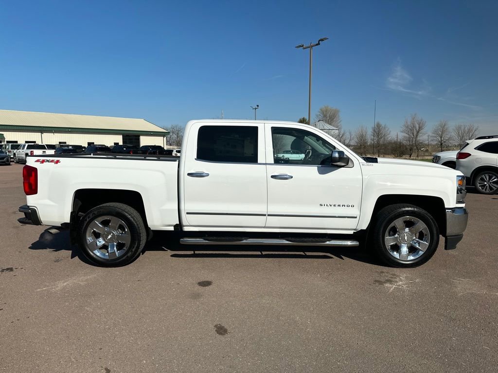 Used 2017 Chevrolet Silverado 1500 LTZ w/ Sport Package AWD/4WD image 33