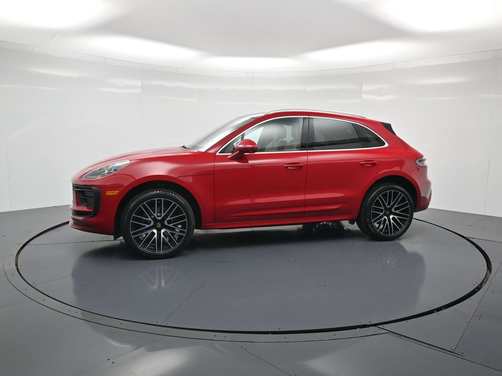 New 2026 Porsche Macan image 2