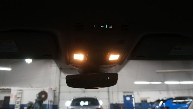 Certified 2023 Volkswagen Jetta SE image 33