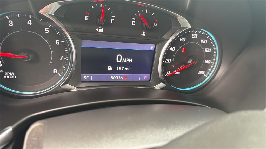 Used 2022 Chevrolet Equinox Premier image 10