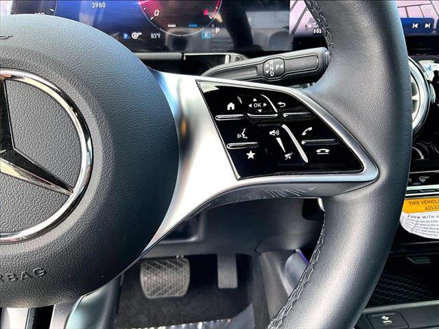 Used 2025 Mercedes-Benz GLA 250 image 21