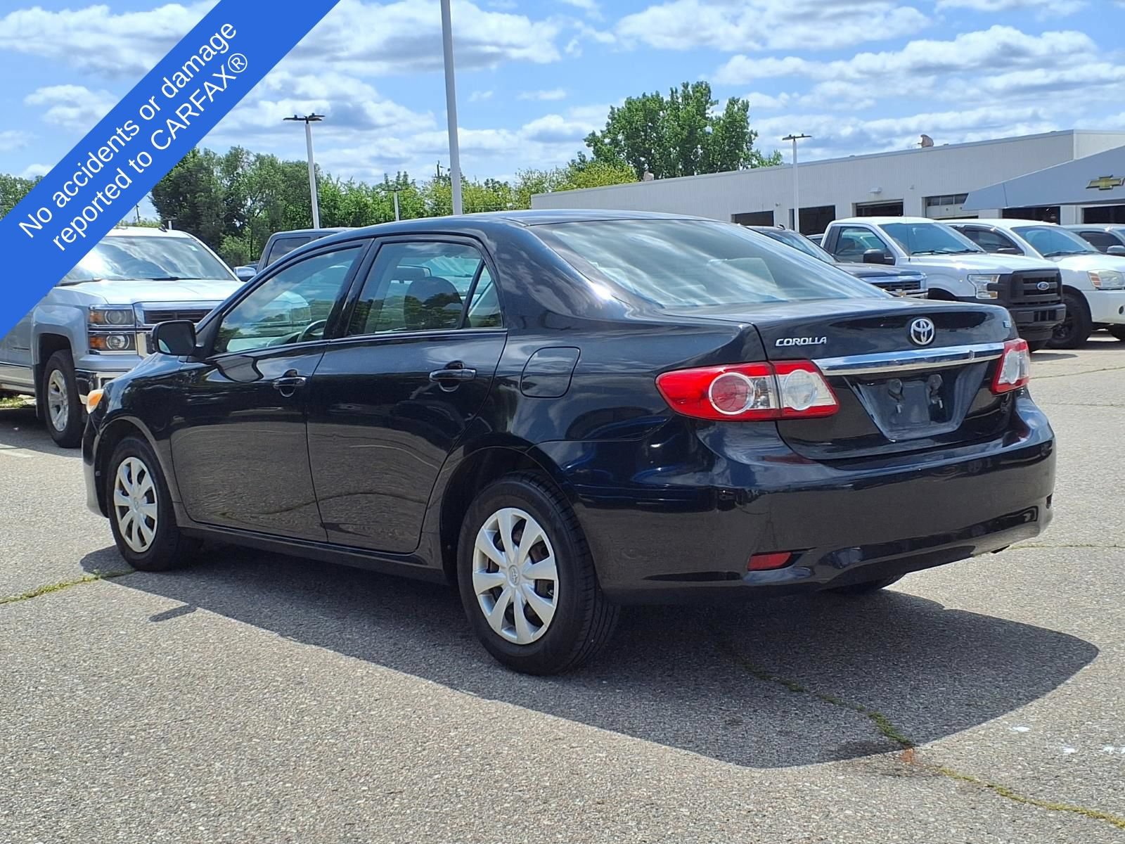 Used 2011 Toyota Corolla LE FWD image 8