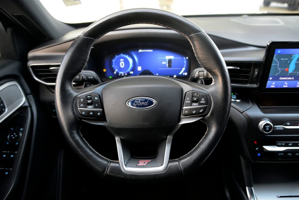 Used 2020 Ford Explorer ST w/ ST Street Pack image 18