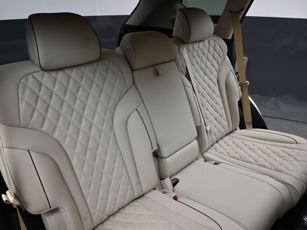 Used 2024 Genesis GV80 3.5T w/ Prestige Package image 16