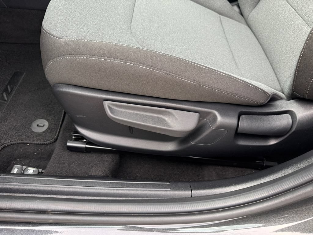 New 2026 Kia K4 FWD image 16