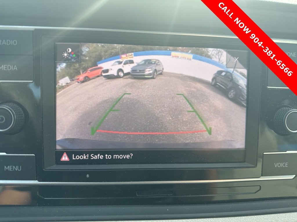 Used 2024 Volkswagen Jetta SE image 13