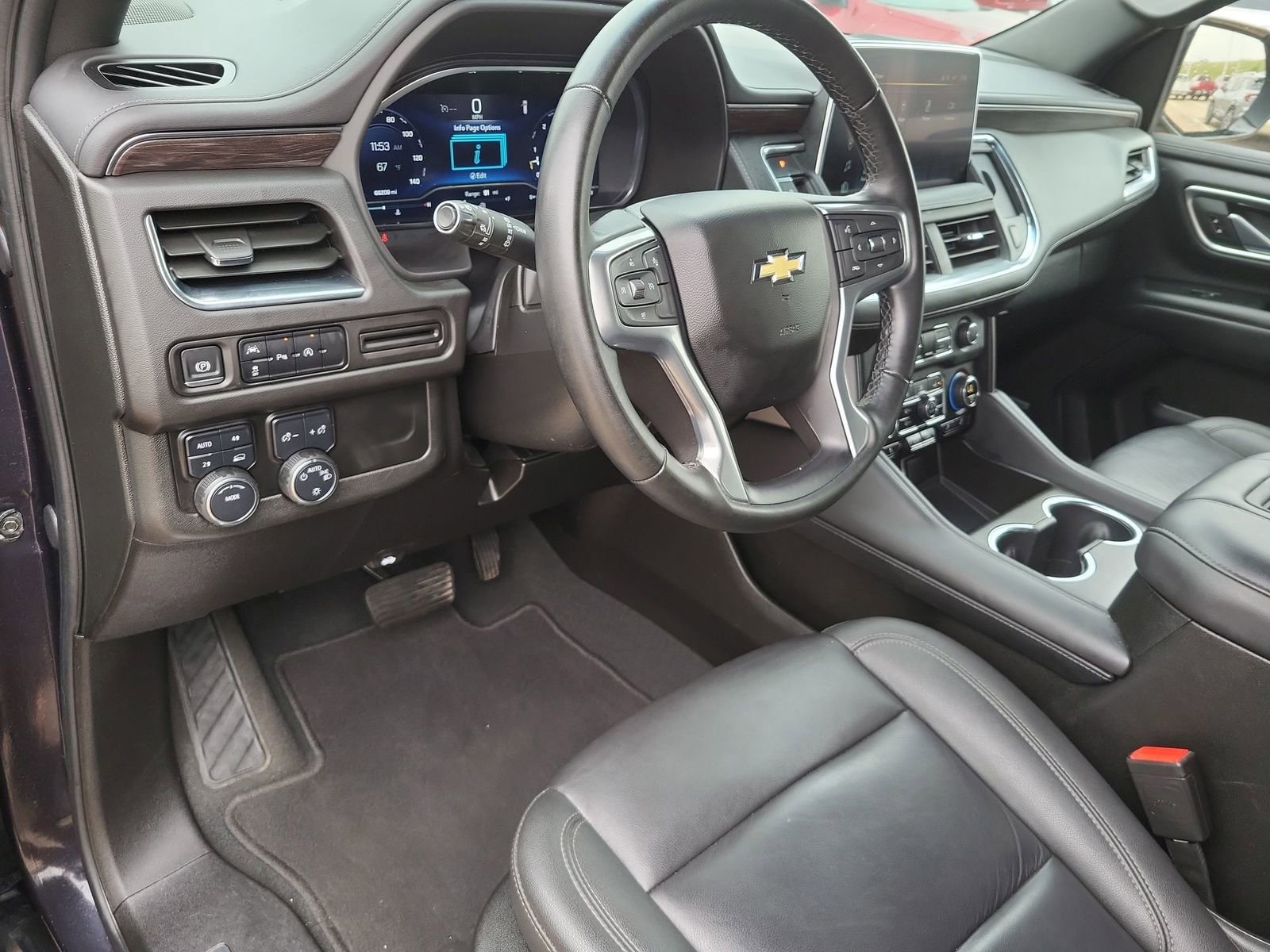 Certified 2024 Chevrolet Suburban LT image 10