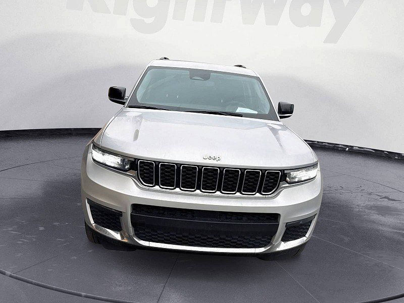 Used 2023 Jeep Grand Cherokee L Limited image 8