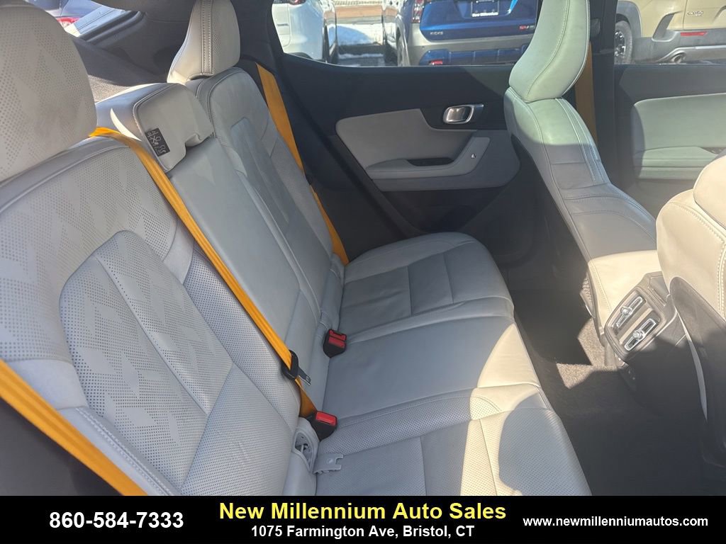 Used 2023 Polestar Polestar 2 w/ Pilot Pack image 26