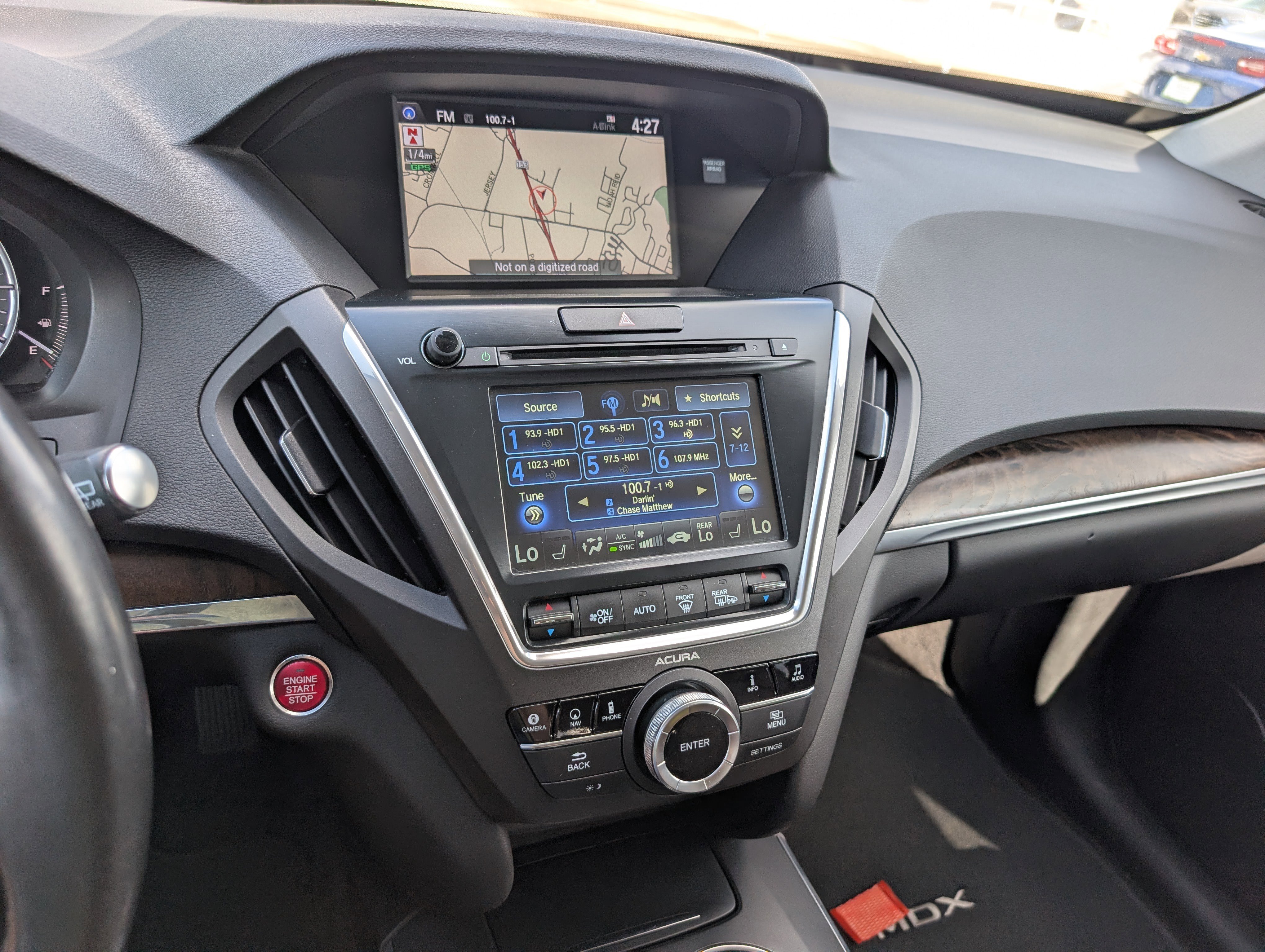 Used 2017 Acura MDX SH-AWD w/ Advance Package image 19