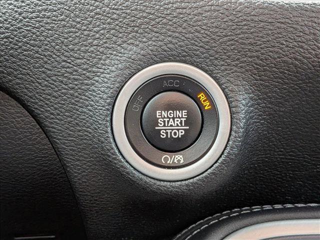 Used 2022 Dodge Challenger GT image 14