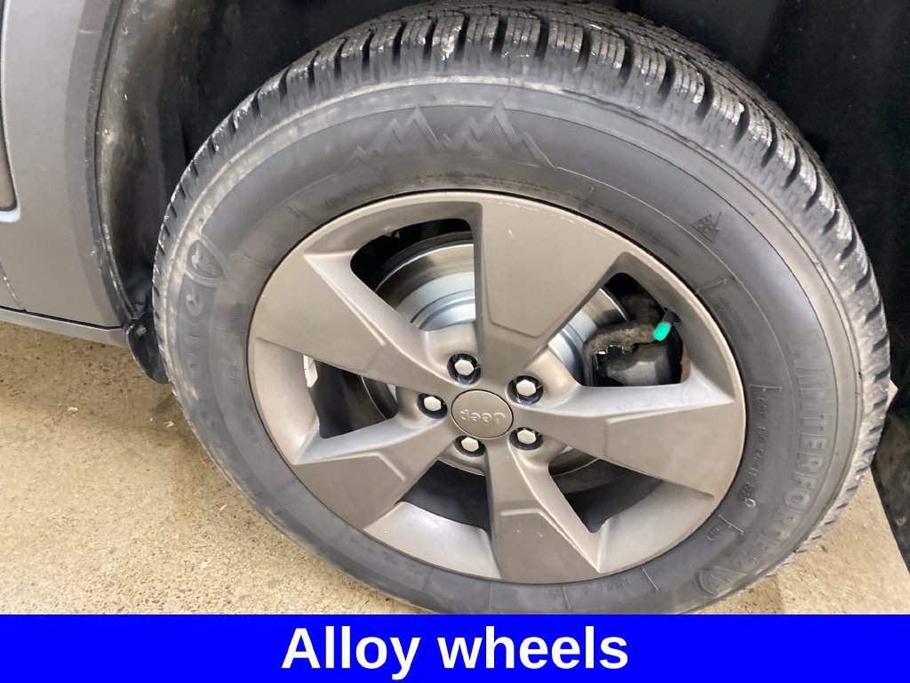 Used 2022 Jeep Compass Limited AWD/4WD image 18