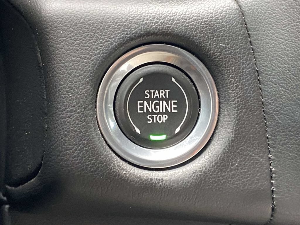 Used 2021 Chevrolet Tahoe Z71 AWD/4WD image 29