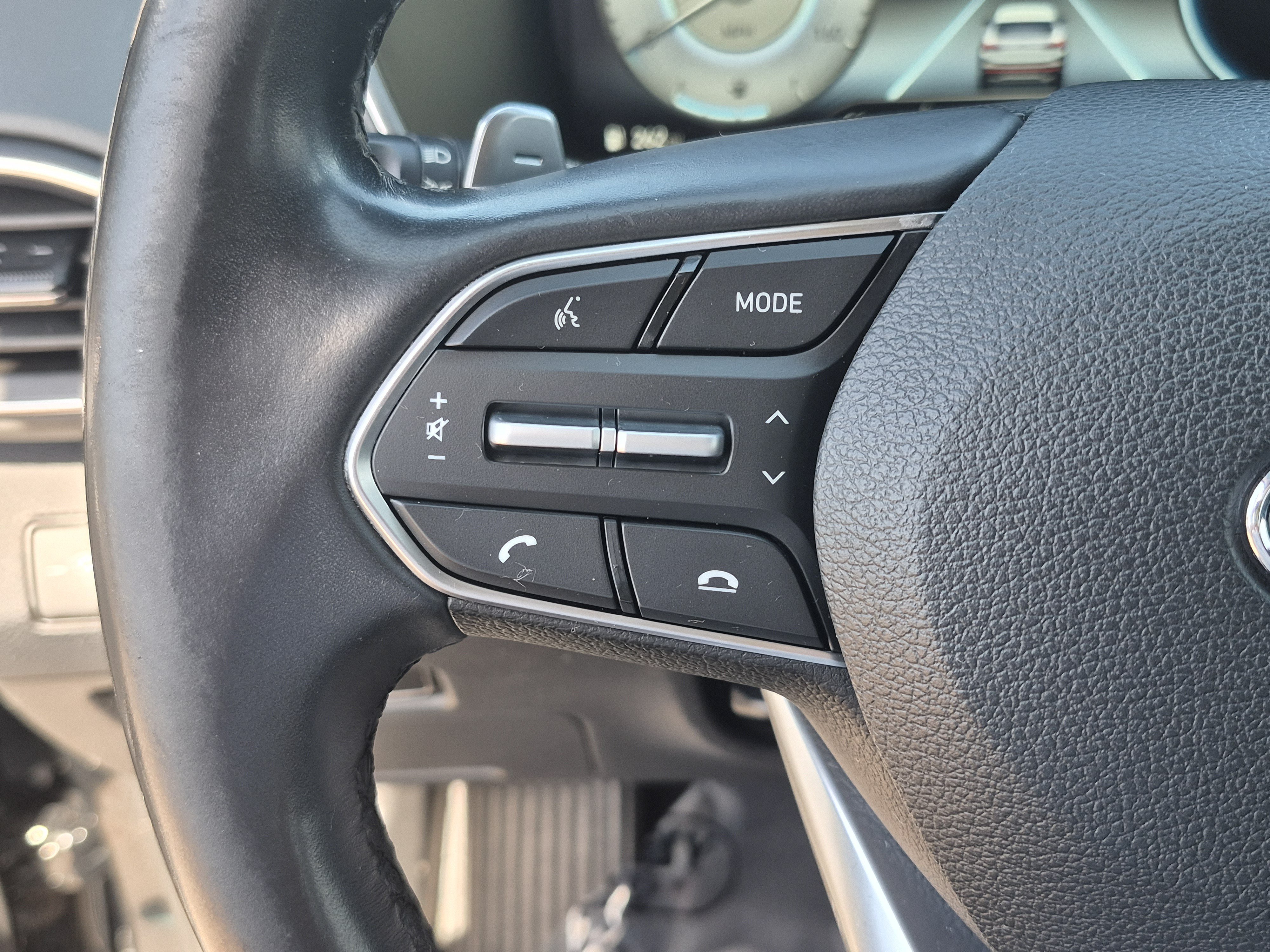 Certified 2022 Hyundai Santa Fe SEL w/ Convenience Package FWD image 27