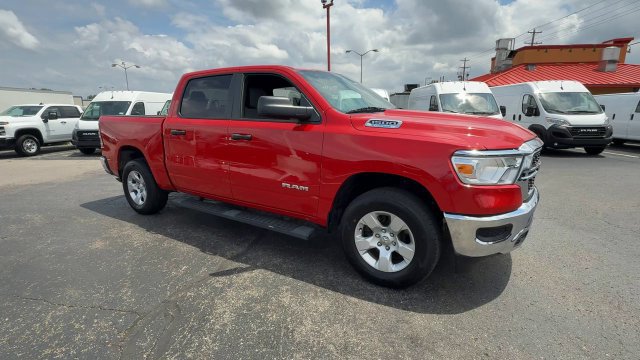 Used 2023 RAM 1500 Lone Star AWD/4WD image 2