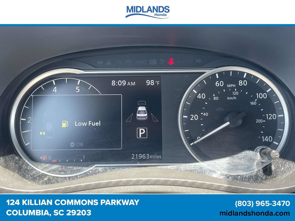 Used 2025 Nissan Versa SV FWD image 19