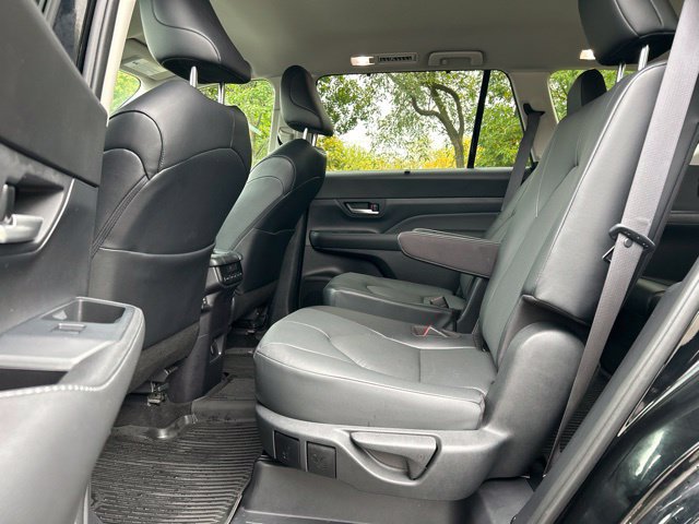 Used 2024 Toyota Grand Highlander AWD image 27