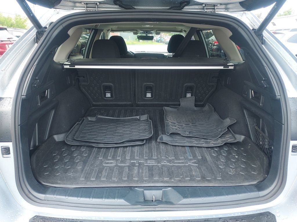 Used 2021 Subaru Outback Premium AWD/4WD image 32