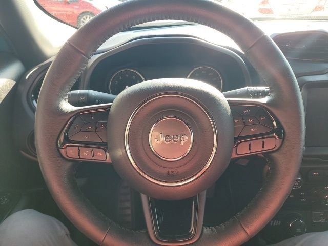 Used 2022 Jeep Renegade Altitude image 18