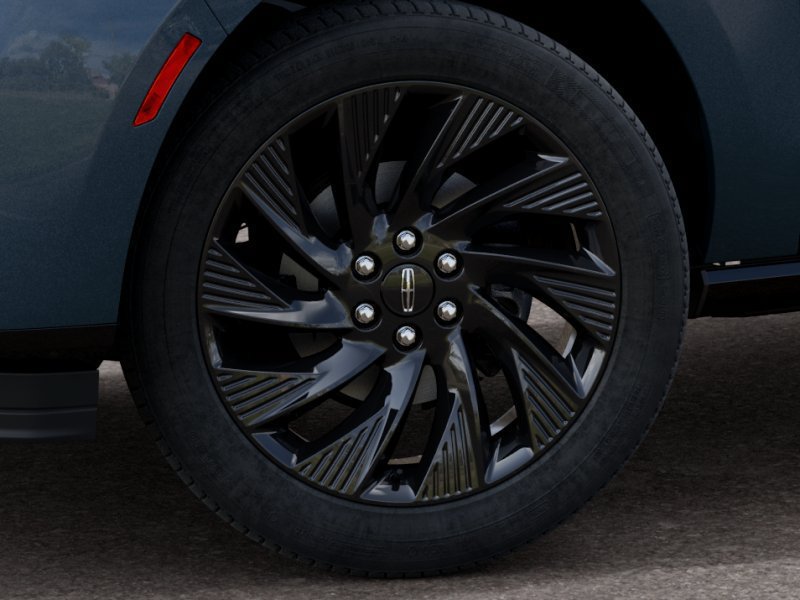 New 2027 Lincoln Navigator Reserve w/ Jet Appearance Package AWD/4WD image 19