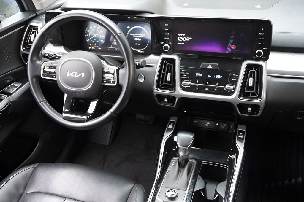 Used 2023 Kia Sorento SX FWD image 28