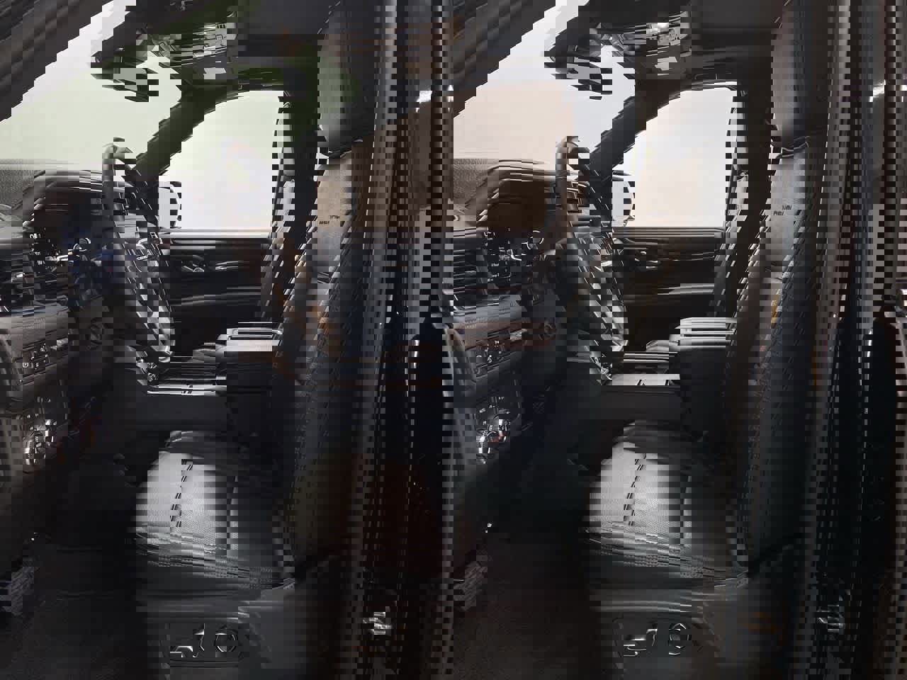 Used 2024 GMC Yukon Denali image 13