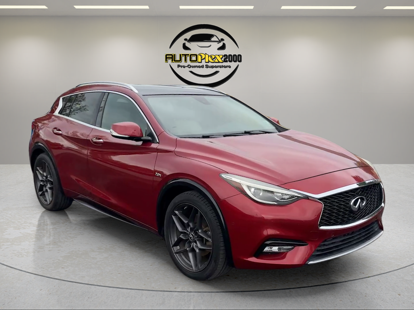 Used 2018 INFINITI QX30 Premium w/ Navigation Package FWD video 1