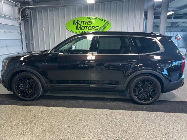 Used 2021 Kia Telluride SX w/ SX Prestige Package image 5