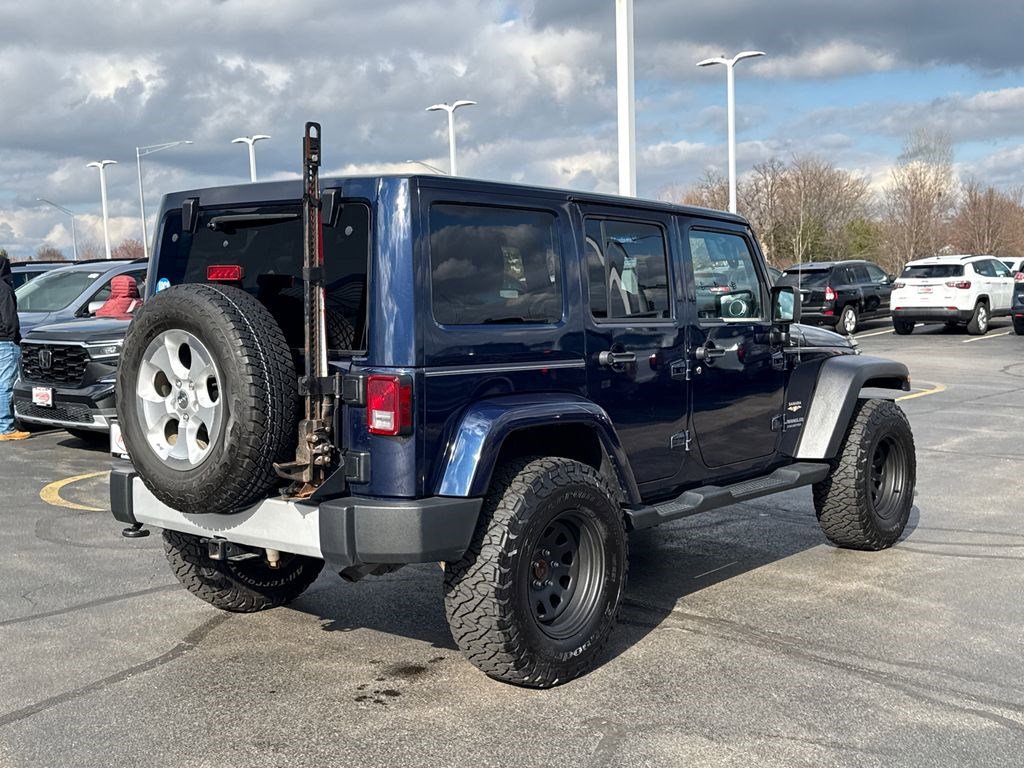 Used 2013 Jeep Wrangler Unlimited Sahara image 11