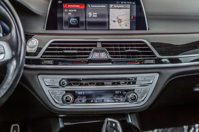 Used 2019 BMW 740i w/ M Sport Package RWD image 30