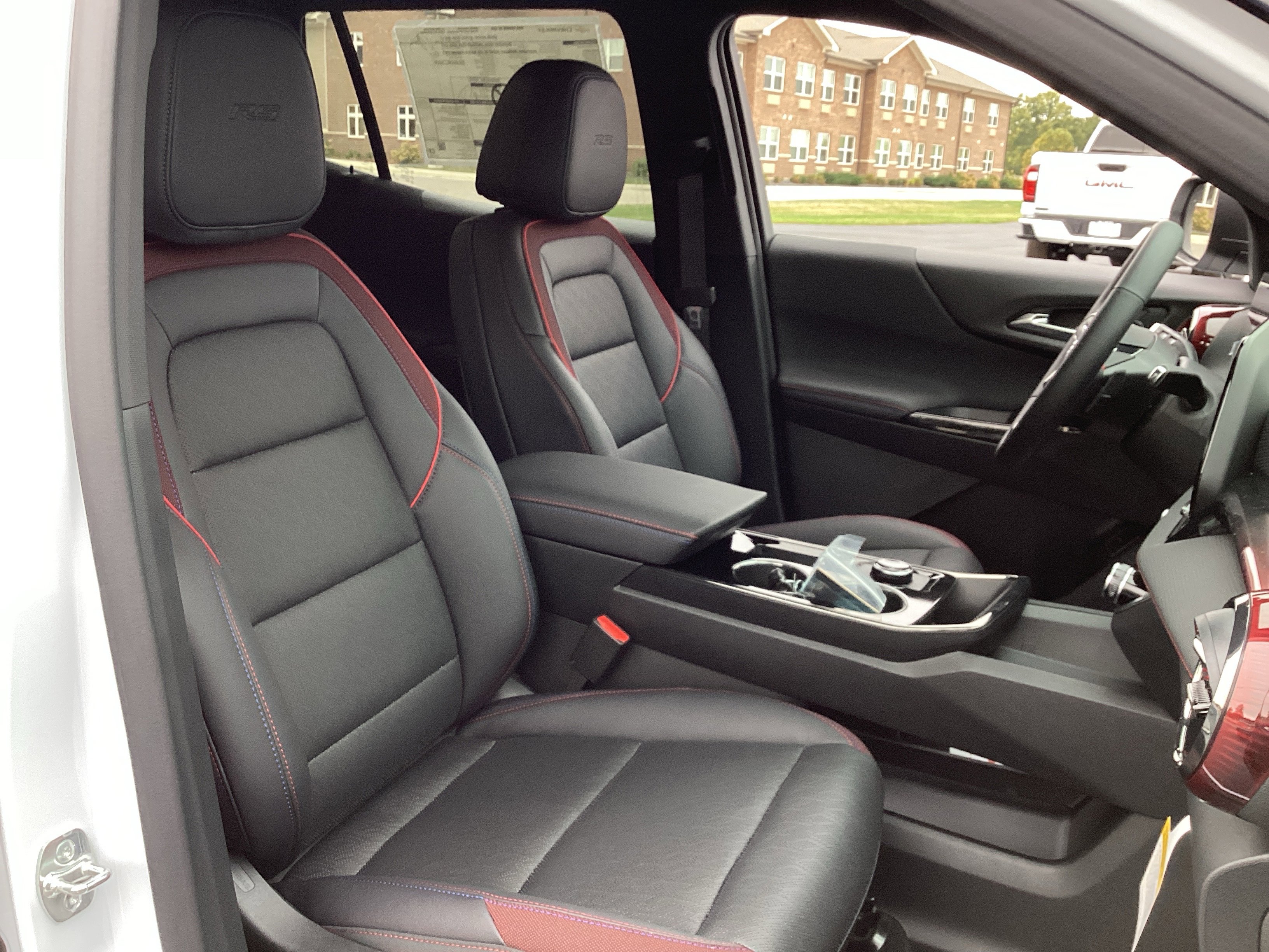 New 2026 Chevrolet Equinox RS image 31