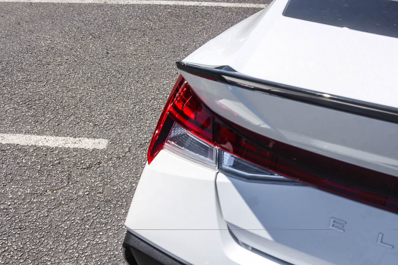 Certified 2025 Hyundai Elantra SEL FWD image 8